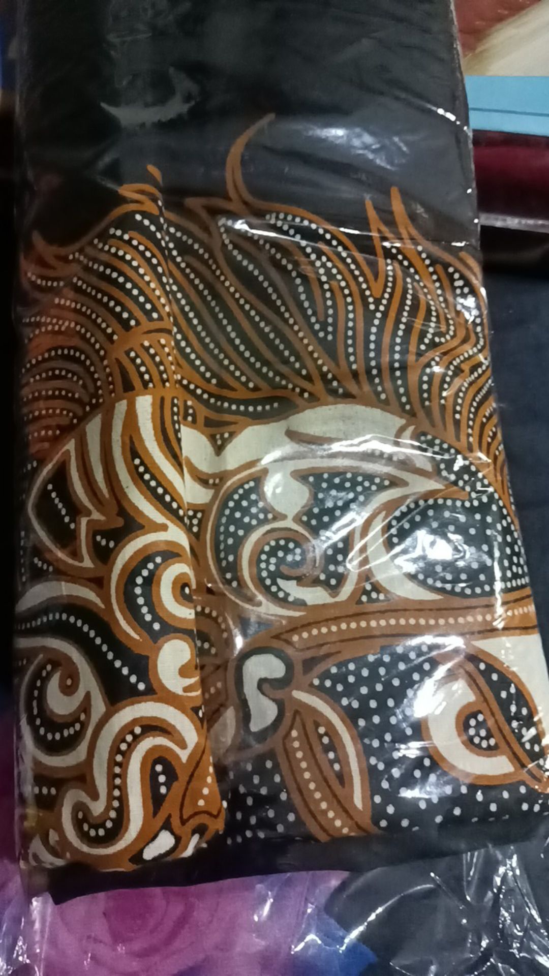 Kain Batik Solo Motif Vespa Jadul