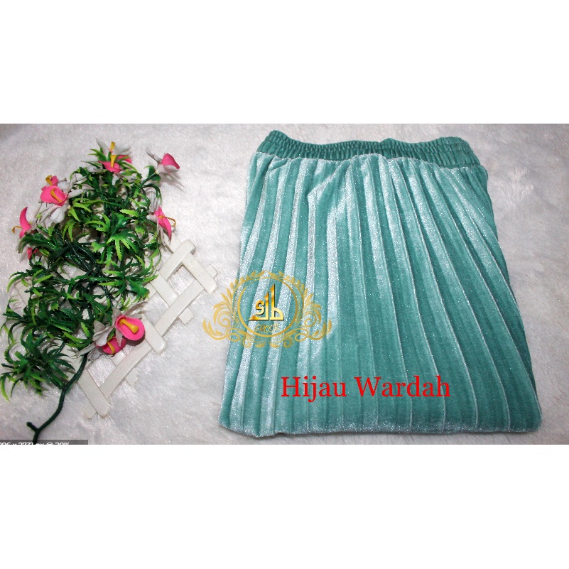 Rok Bludru Velvet Panjang Plisket Premium-Hijau Wardah