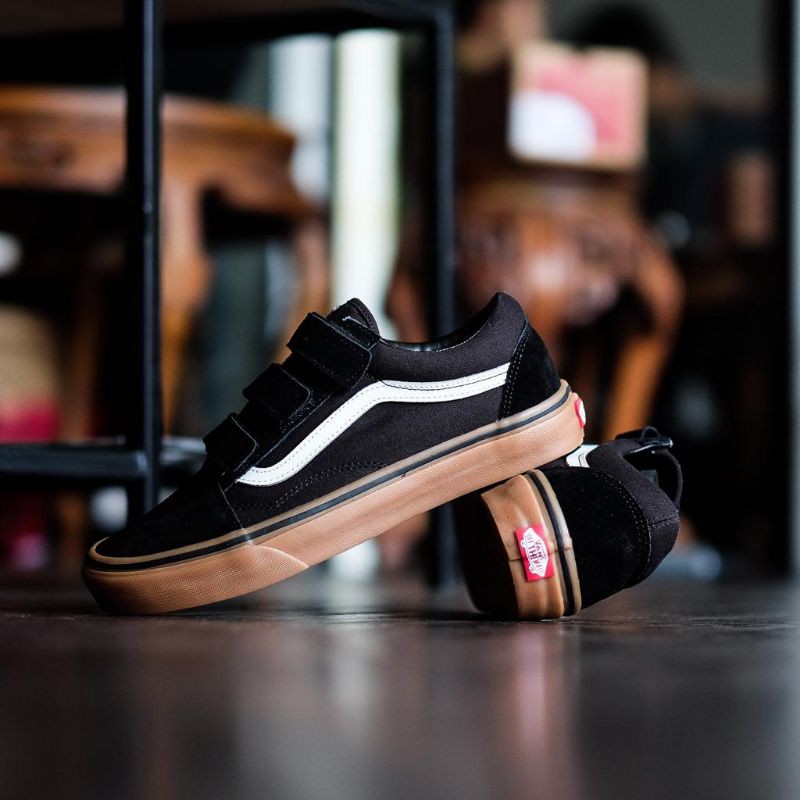 #saleenak Vans Oldskool Velcro Classic Black Gum Original