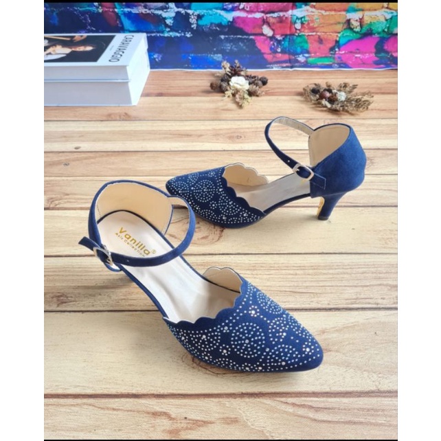 ABBUSHOES  BR 06 haig hell bapau tali berlin 7cm