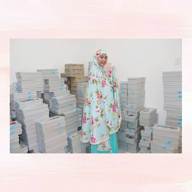 Mukena Poeti Silky Premium