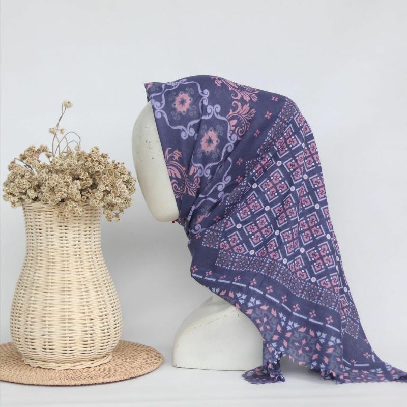 Katalog 2 VOAL MOTIF / HIJAB MOTIF SEGIEMPAT-7