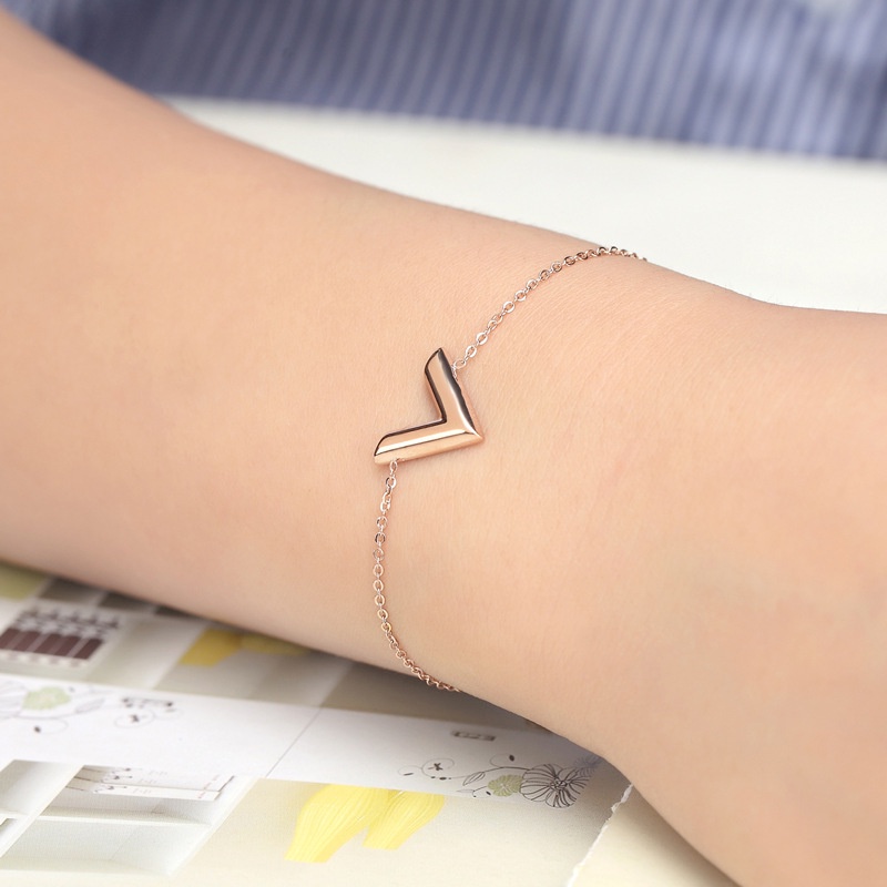 Gelang V tangan titanium korea style anti karat