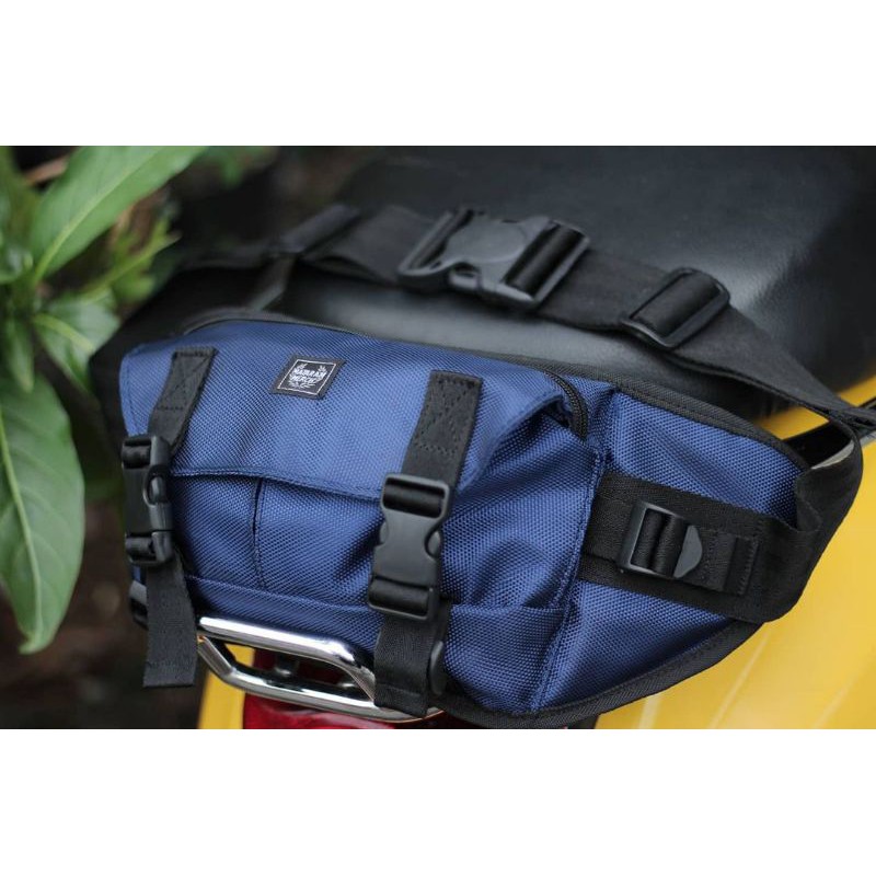 Mataram Merch29 Tas Pinggang Biru Dongker Logo MM #1 (Waistbag Logo MM)