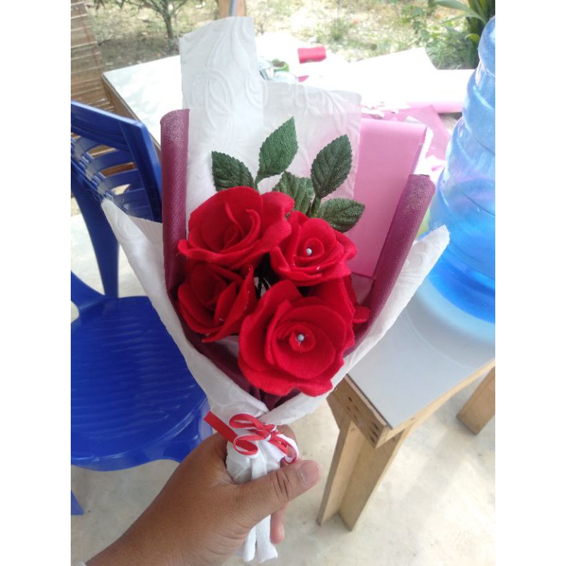 buket bunga mawar kain flanel