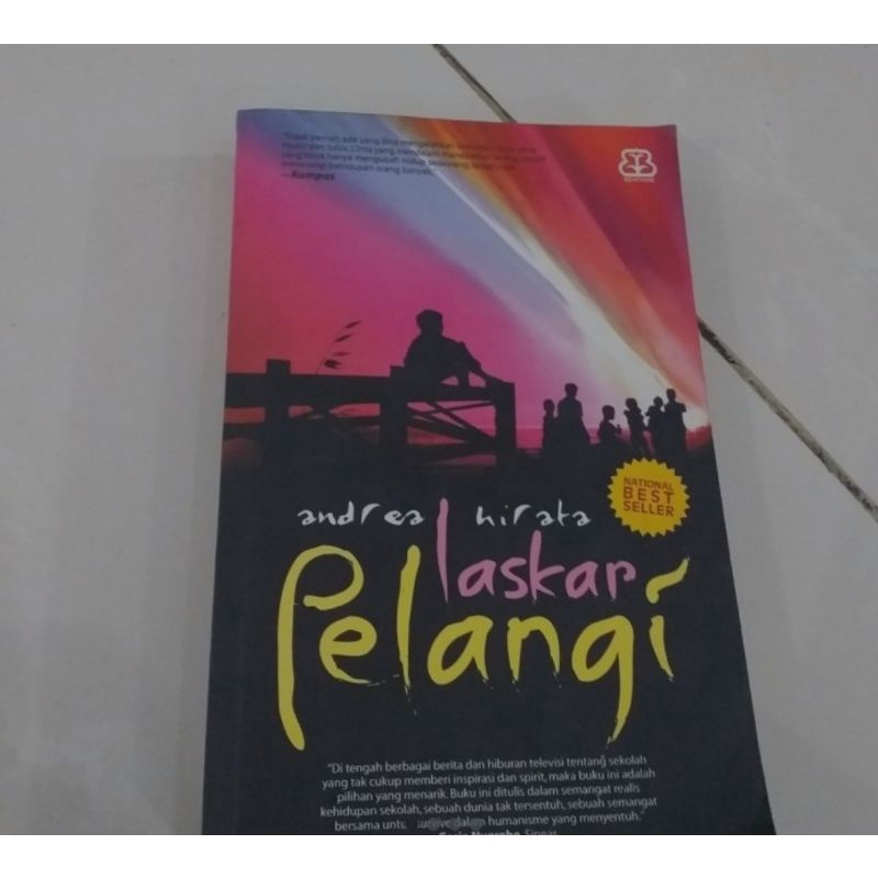 novel laskar pelangi