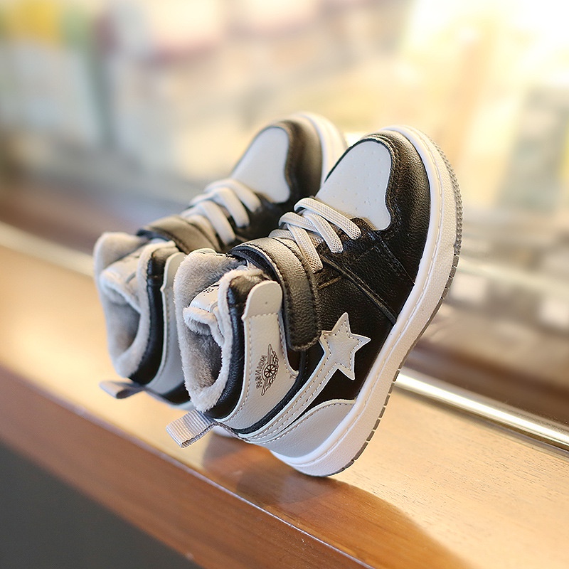 SNEAKERS ANAK IMPORT STAR HITAM ABU