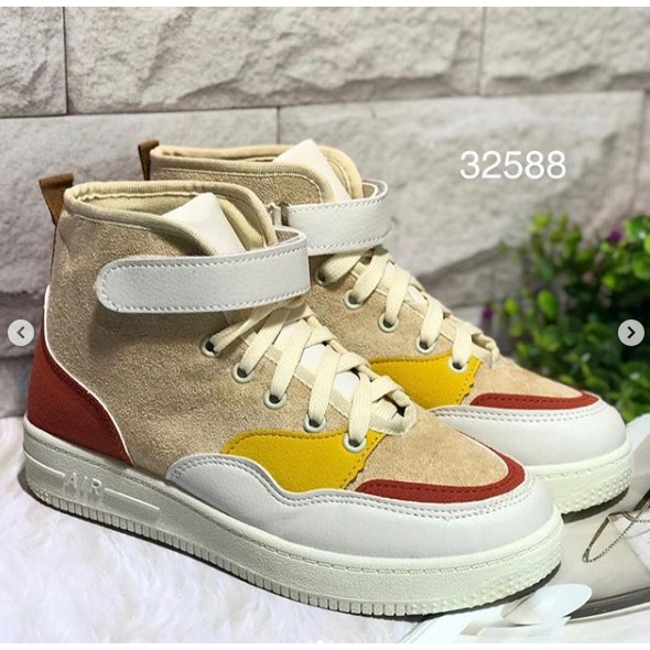 Sepatu sneakers 32588