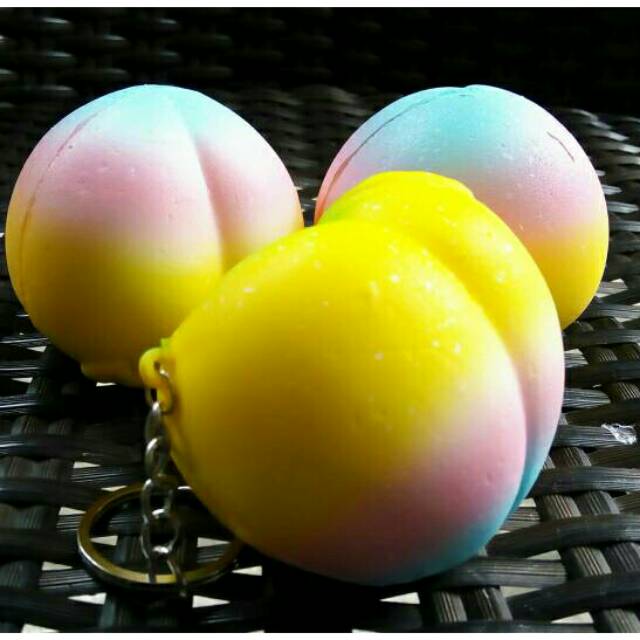 Mini Colorful Peach Squishy