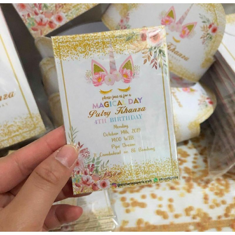 

Kartu Ubdangan Ultah Unicorn Gold