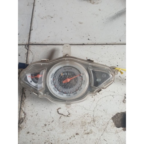 spido meter suzuki skydrave