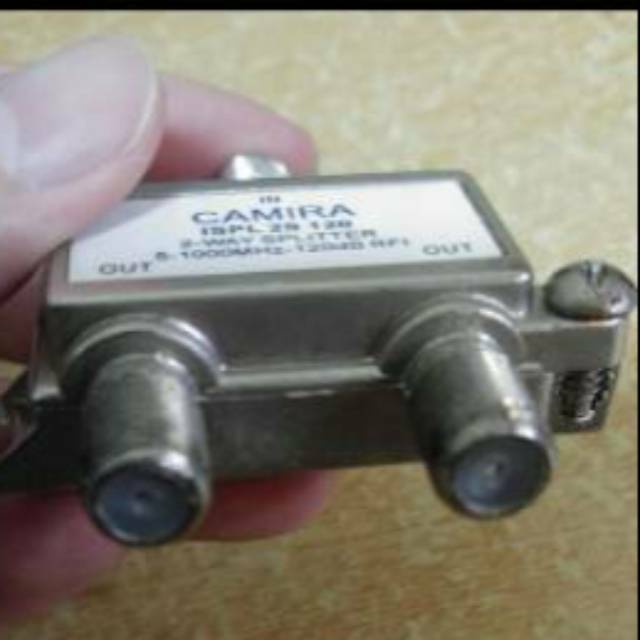 Splitter TV 2 cabang