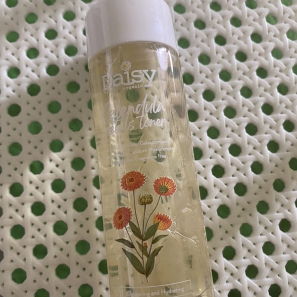 daisy toner preloved