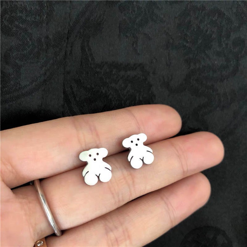 Korean version of the bear earrings earrings girl simple personality earrings street fashion ear clip earrings