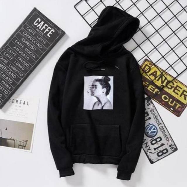 JAYA.Co Sweater Hoodie SHADOW