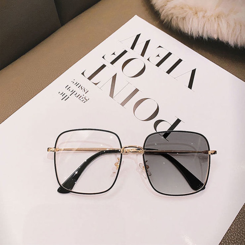 Kacamata Photochromic Oversize Frame Kotak Anti Radiasi Untuk Pria / Wanita