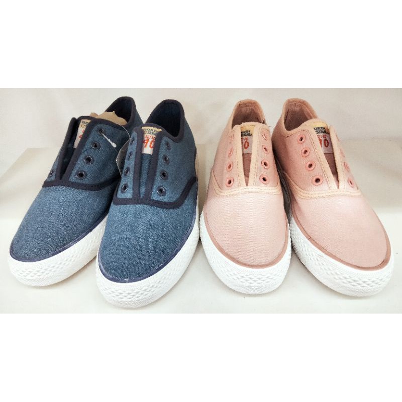 Sepatu Sneaker Wanita Tanpa Tali Bata Original
