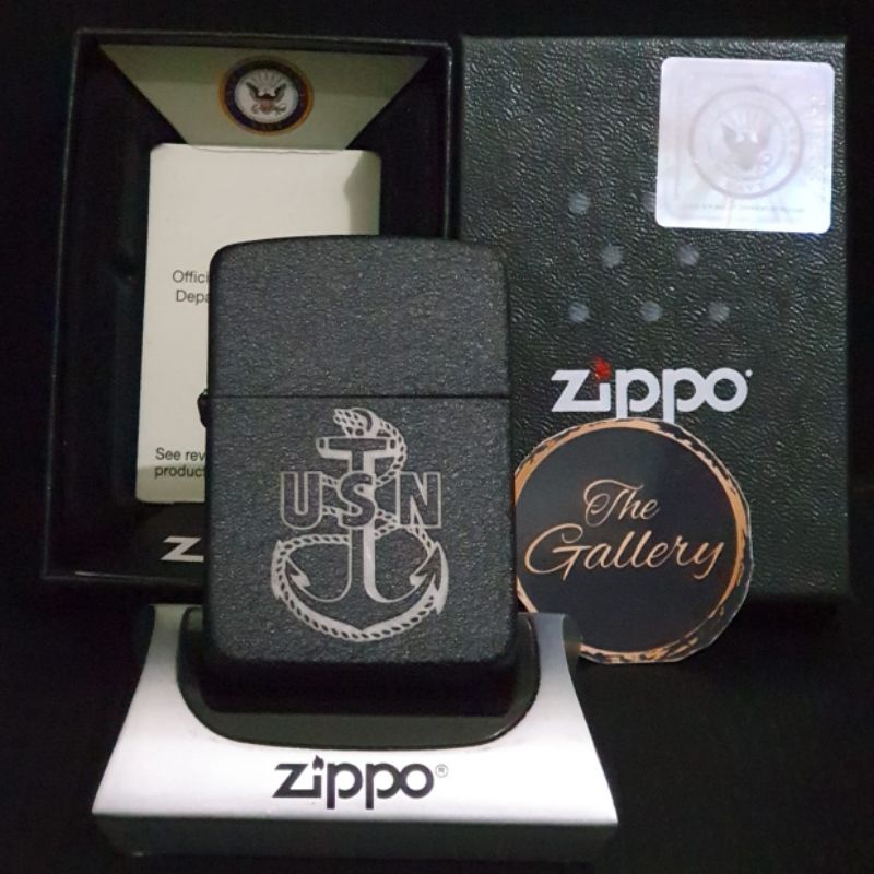 ⭐⭐⭐⭐⭐ 49318 ORIGINAL ZIPPO US NAVY