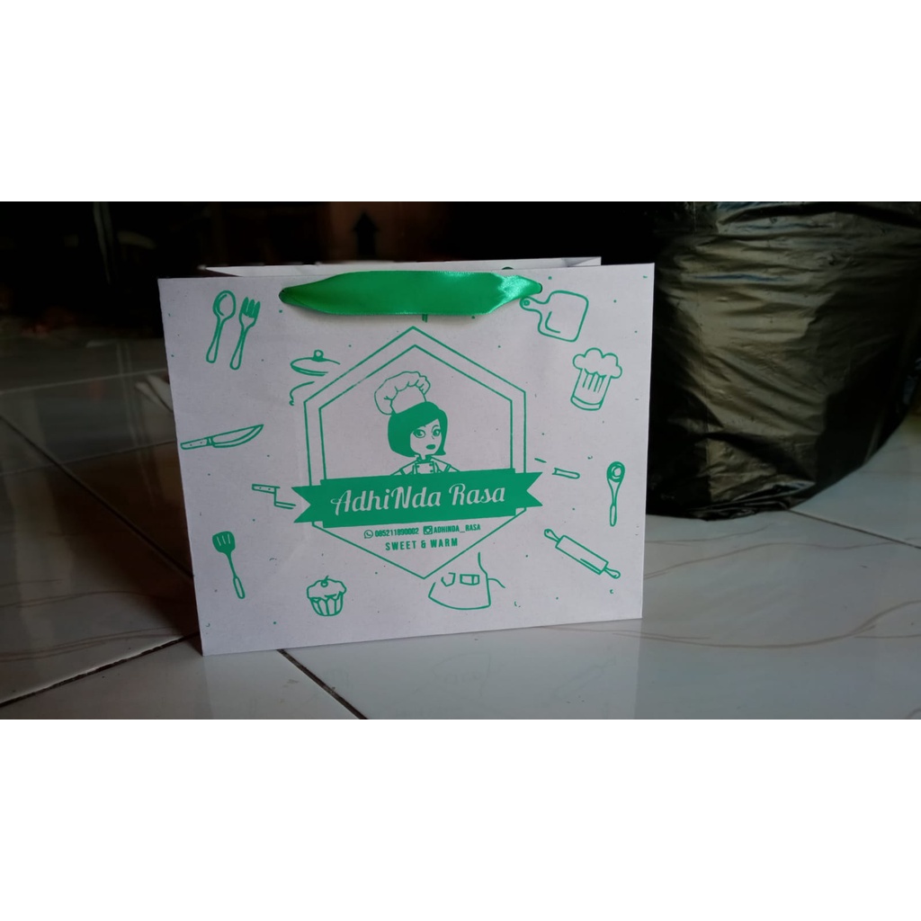 

Paperbag craft putih polos/sablon ukuran 30x10x25