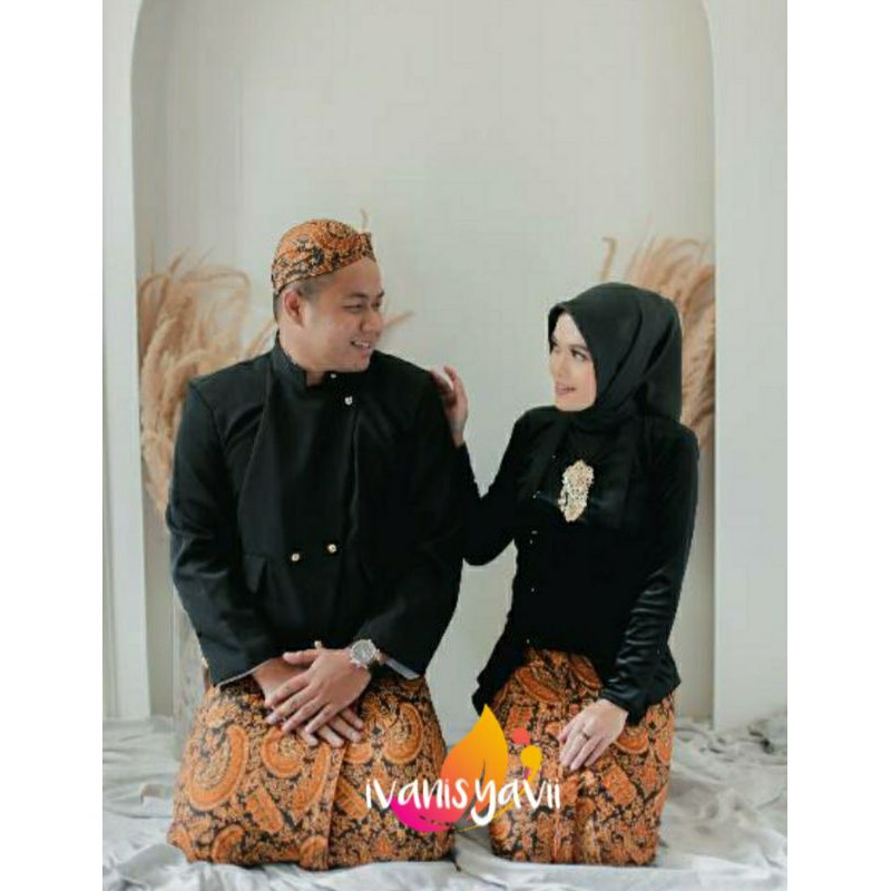 Set Prewed Baju Adat Jawa - Solo Motif Semen Romo. (BONUS BENGGOL BESKAP)