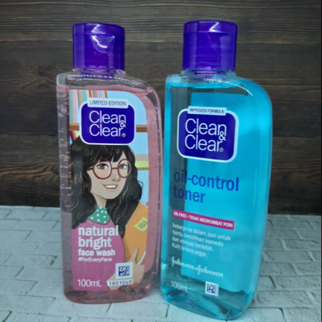 clean and clear natural bright face wash limited edition