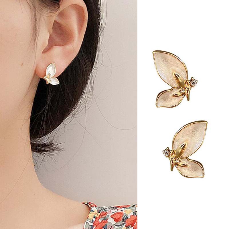 Anting Stud 925 Silver Needle Bentuk Kupu-Kupu Kecil Gaya Korea Untuk Perempuan