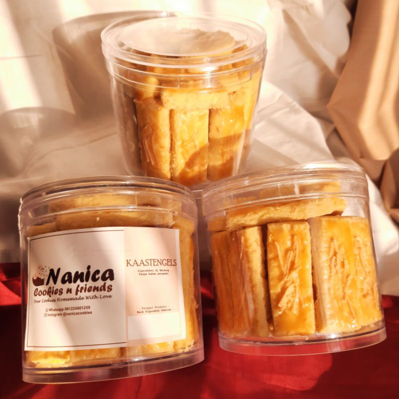 

Kaastengels Cookies (Kue kering Kaastengels Original) | Nanica Cookies and friends