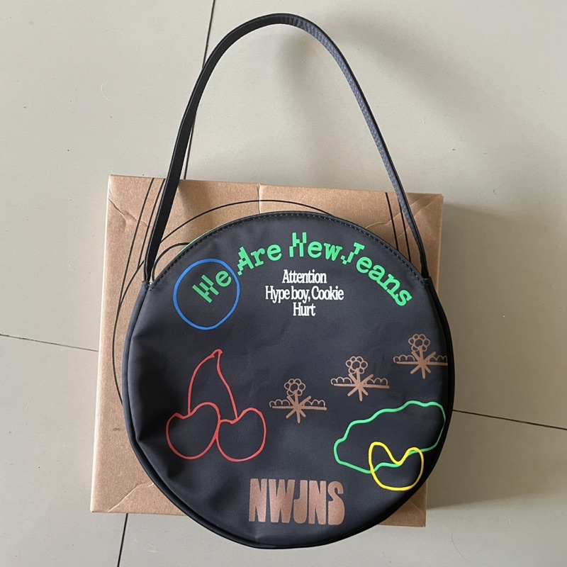 New Jeans Album Bag | Black <BAG & CD ONLY>