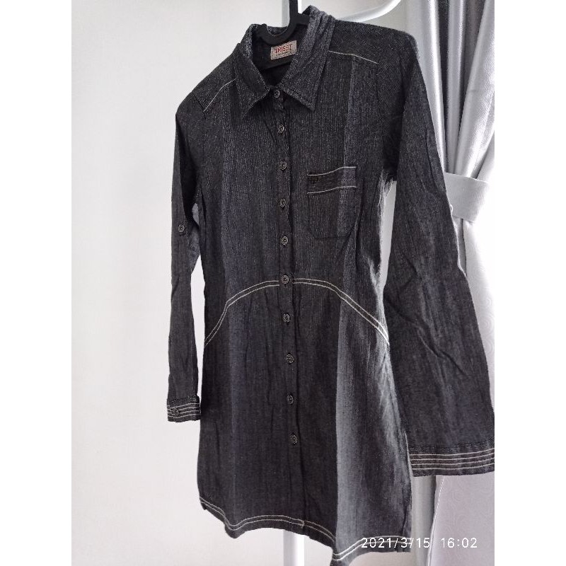 preloved kemeja wanita triset branded