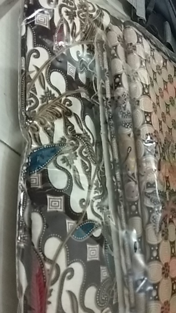 Atasan Batik Pria Slimfit Asli Lengan Panjang Luigi Batani