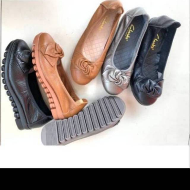 SEPATU WANITA CLARKS YS-338 ULIR FLAT