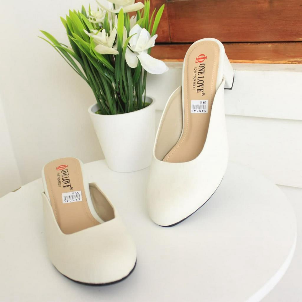 ONE LOVE Cinderella Sepatu Heels Wanita Hak 3-5 Cm Ukuran 36-41 Jumbo Warna Putih Mocca Tan