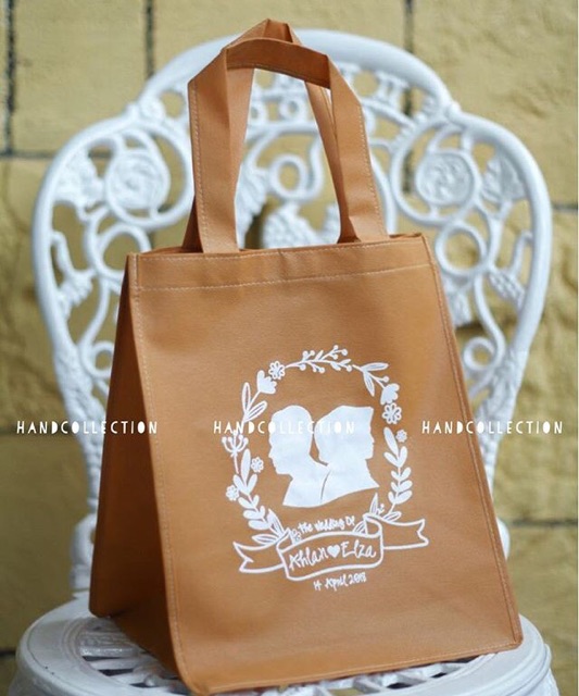 

Tas Nasi Box/Besek/Kotak spunbond