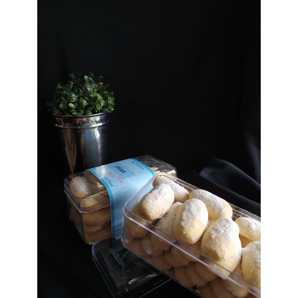 

Putri Salju by Chairmate.food