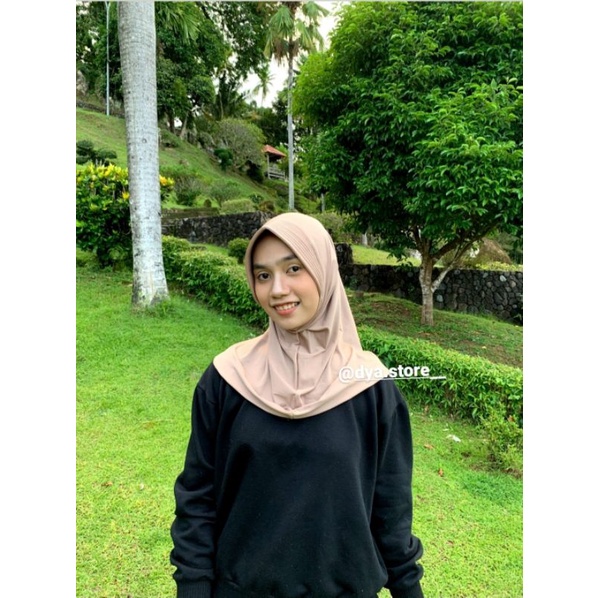 JILBAB SPORT - Hijab Sporty / Hijab Instant / Hijab Sporty Olah Raga Spandek Bergo Polos-Latte