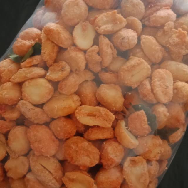 

KACANG BANGKOK PEDAS MANIS