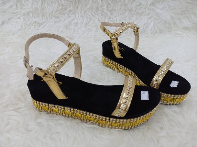 wedges ne 16 (loubotin)-1