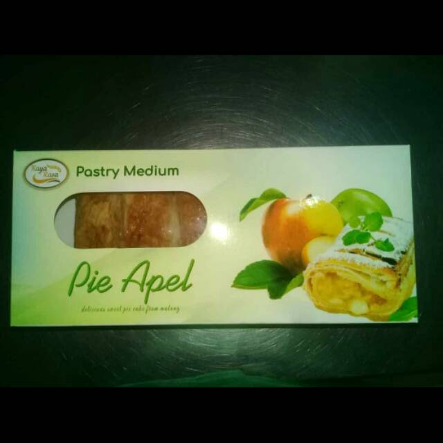 

Pie apel pastry khas kota malang