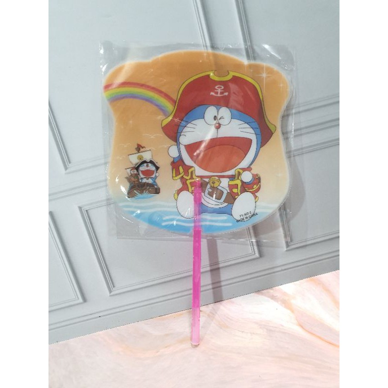 KIPAS tangan BTS BT 21/KIPAS ada Priwitan-Doraemon