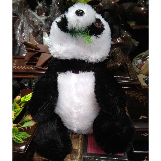 (BISA COD) BONEKA PANDA MAKAN RUMPUT WARNA HITAM PUTIH 50x30 cm - MAINAN ANAK - KADO ULANG TAHUN