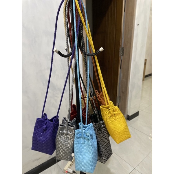 Sling Bag Hp Anyaman Jali/Tas Hp Selempang