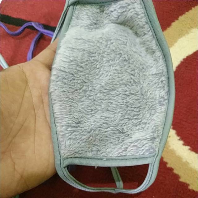 Masker kain bahan tebal bukan sensi