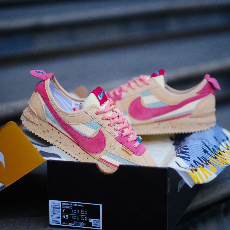 Nike cortez union tan biege pink