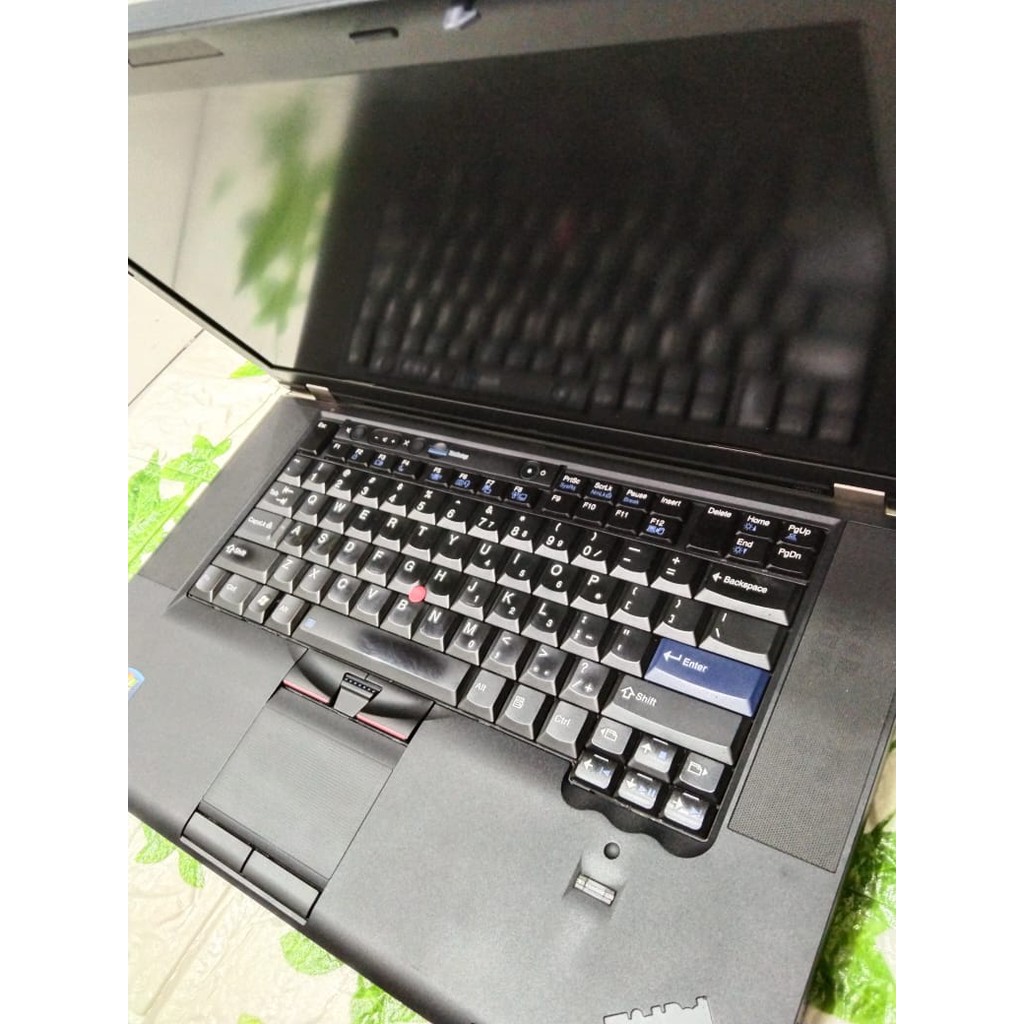 LENOVO THINKPAD W510 INTEL CORE i7 GEN 1 4GB RAM - 320GB HDD