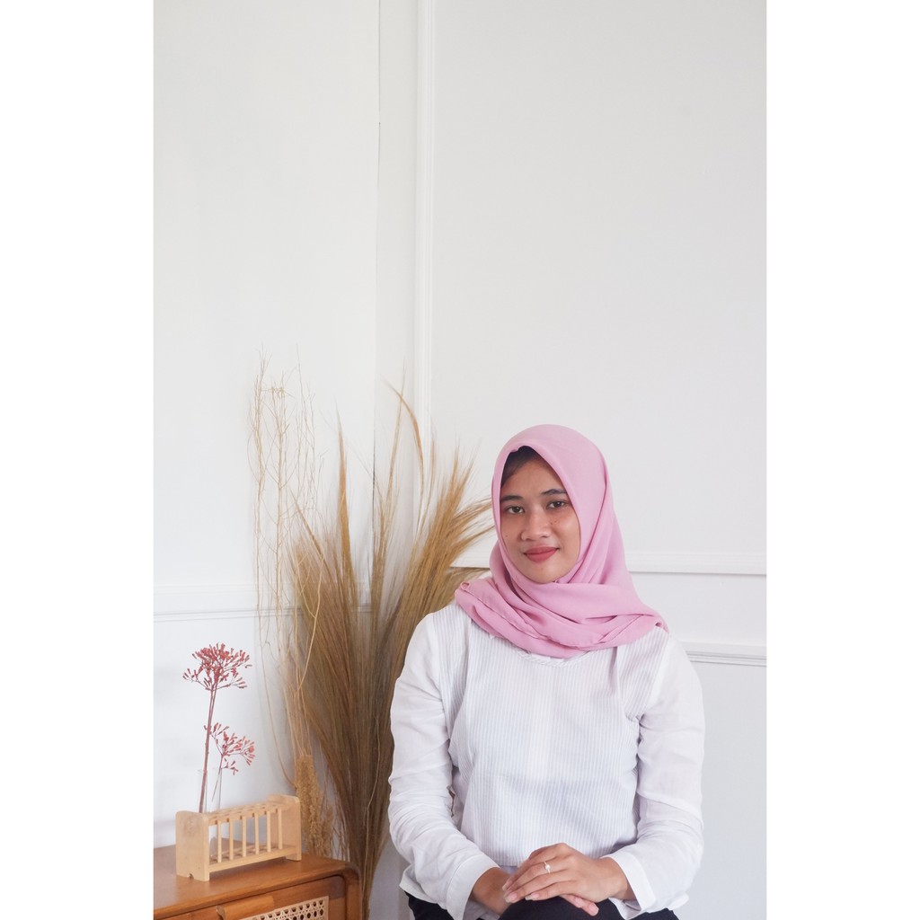 50 warna BELLA SQUARE JILBAB SEGI EMPAT POLLYCOTTON-bella fuchia