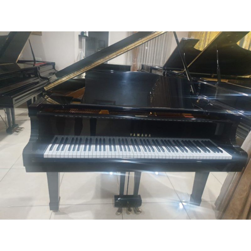 Piano Grand Yamaha G2
