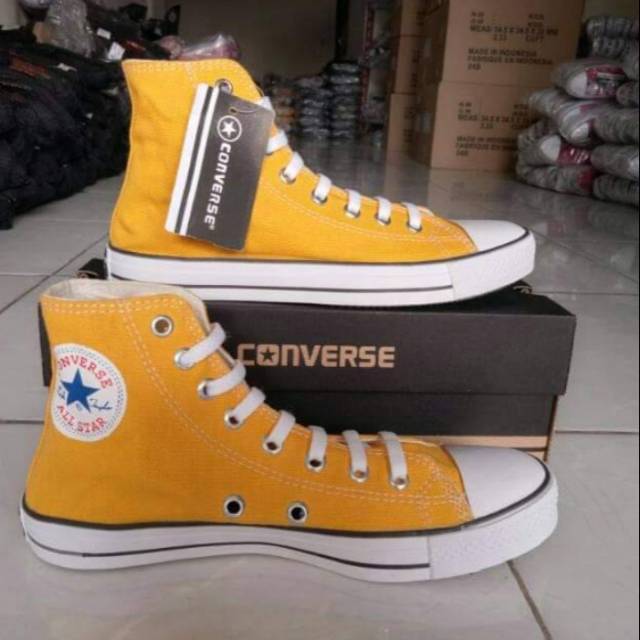 Converse yellow high