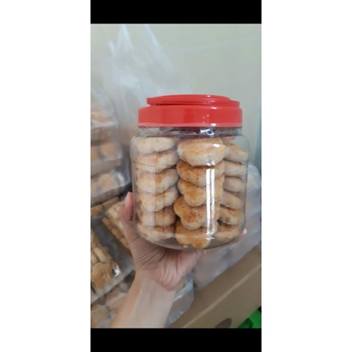 

Kue Kacang Toples Setengah Kilo (0,5kg)