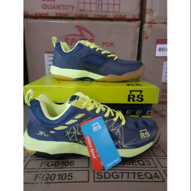 Sepatu badminton RS JF701