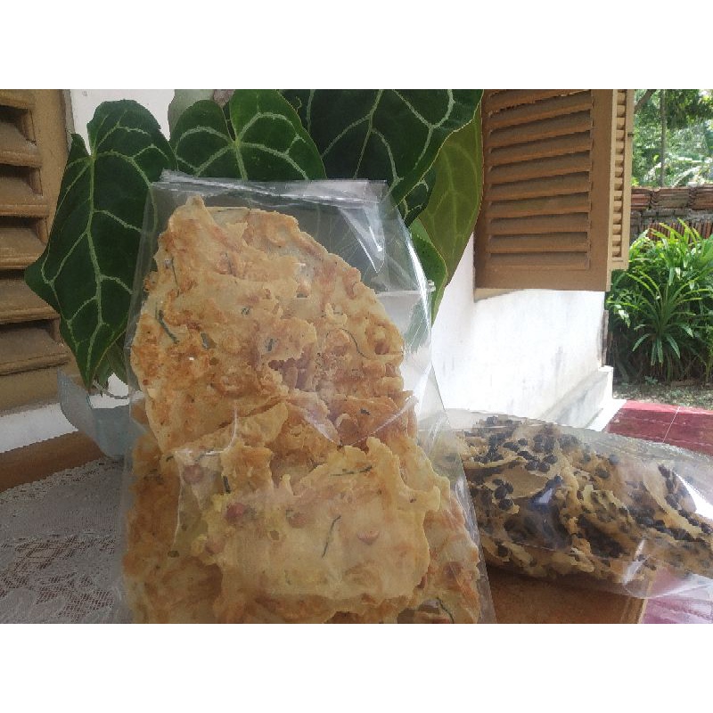 

Peyek Kacang